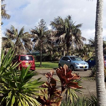 Fletcher Christian Holiday Apartments Burnt Pine Bagian luar foto
